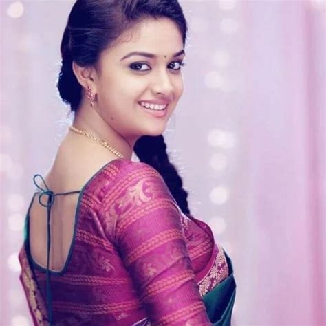 130 Keerthy Suresh Hd Photos Cute Images New Wallpapers