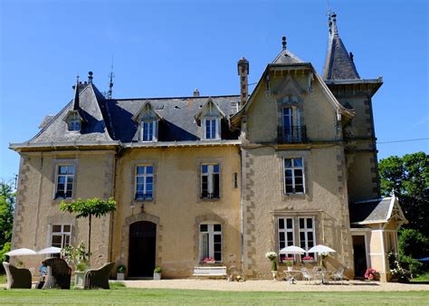 bed breakfast chateau mariaux france
