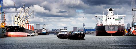 rotterdamse haven lanceert geldpotje voor schonere scheepvaart foto adnl