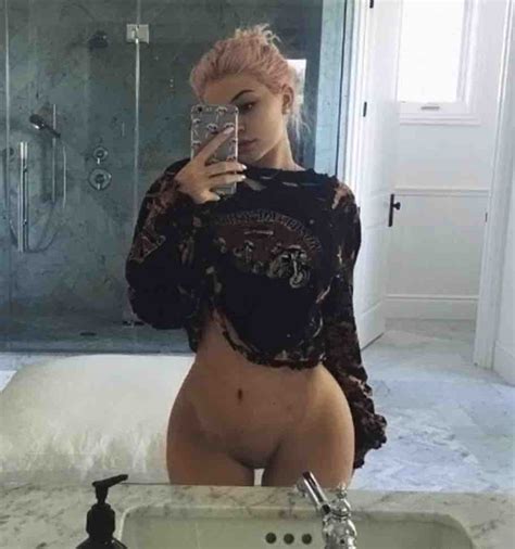 photos leaked kylie jenner snapchat nudes reblop