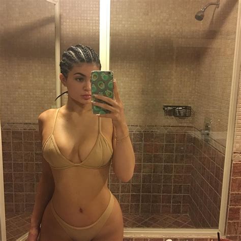 kylie jenner selfie 1 photo thefappening