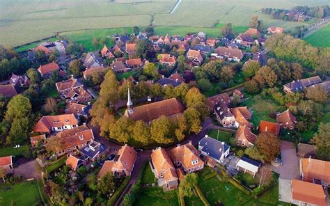 vijf dorpen  groningen en drie dorpen  drenthe maken kans op de titel allermooiste dorp van