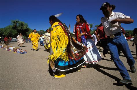 apache girl runs at sunrise dance the san carlos reservation arizona