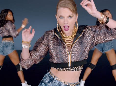 Taylor Swift S Shake It Off Style Is Freaky—see The Pics E News