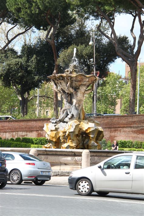 fountain  rome travel moments  time