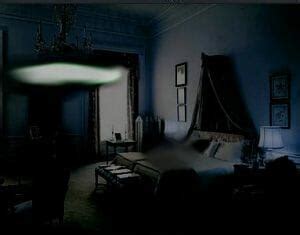 ufo invades  york bedroom  couple sleeps unexplainablenet