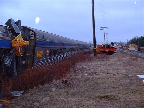 train wrecks accidents  crashes trainz
