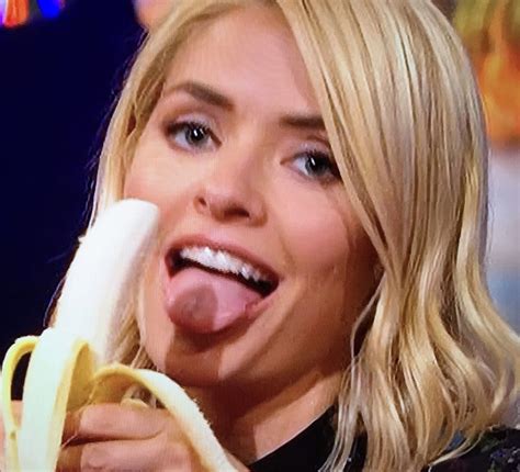 gorgeous milf holly willoughby sucking banana like cock 6 pics xhamster