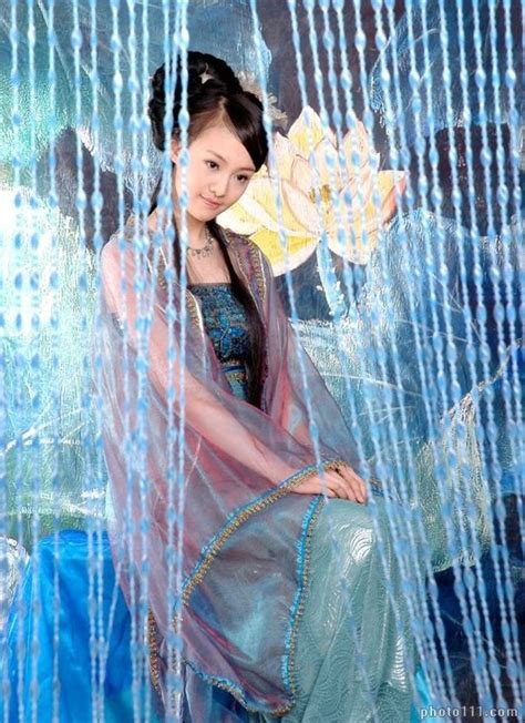 fashion female and have fun chinese girl zheng shuang wallpapers