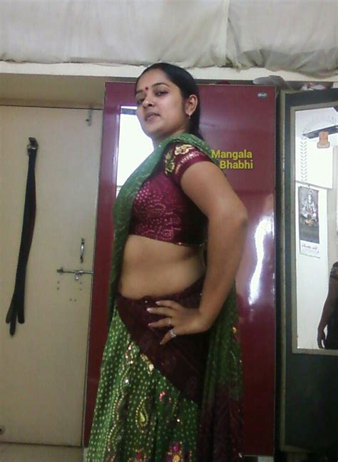 9  In Gallery Indian Mangala Aunty Is Ready To Undress In Front Of