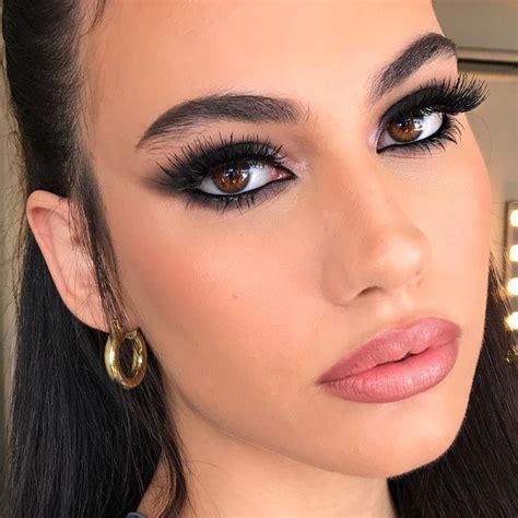 40 Natural Cat Eye Makeup Ideas You Must Try In 2020