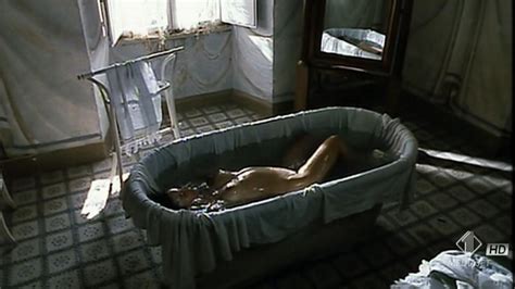 nude video celebs monica bellucci nude briganti 1994