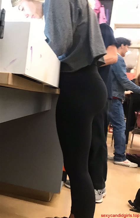 teen with great round booty and fit muscular legs in