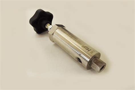 adjustable high pressure relief valve   psi