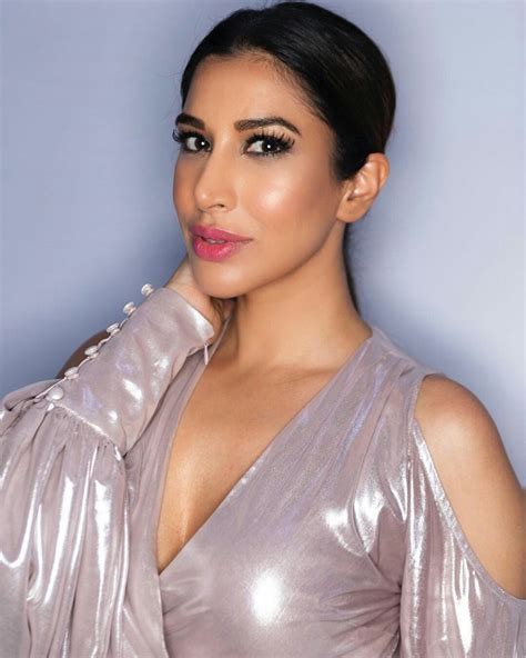 pin by women lover on sophie choudry sophie choudry hd