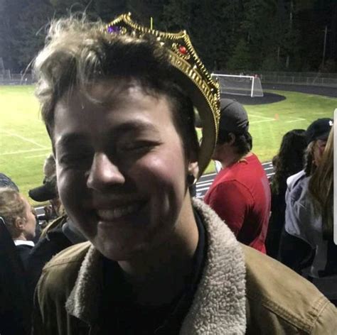 transgender teen crowned homecoming king huffpost uk news