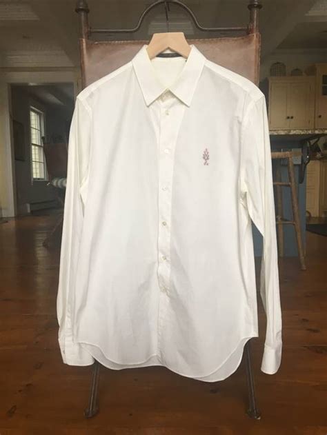 louis vuitton white button down shirt with pink lv
