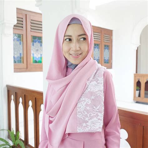 jual grosir jilbab instan terbaru reva scarf pink big sale di lapak hijabalina byttaheriansyah