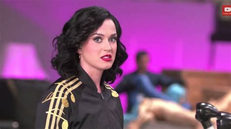katy perry s super bowl halftime show might be totally off the wall