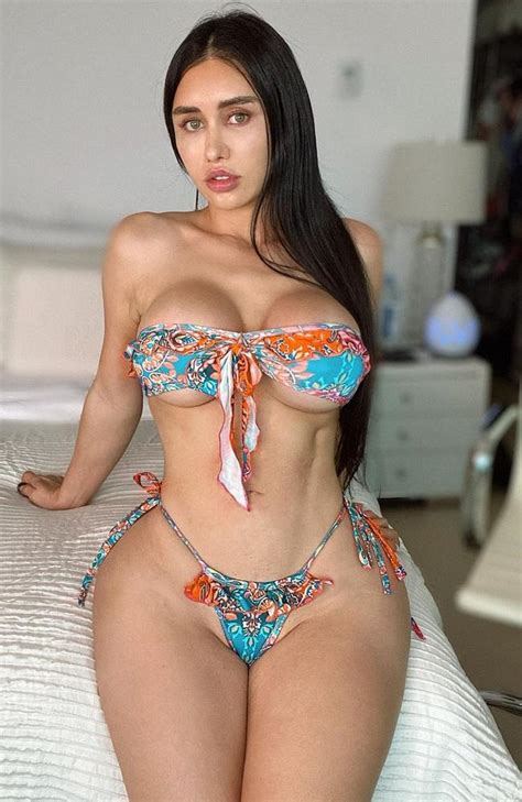 ‘mexican kim kardashian reportedly dies after butt lift surgery news