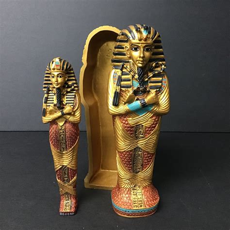 replique moderne sarcophage egyptien avec figurine de momie  etsy