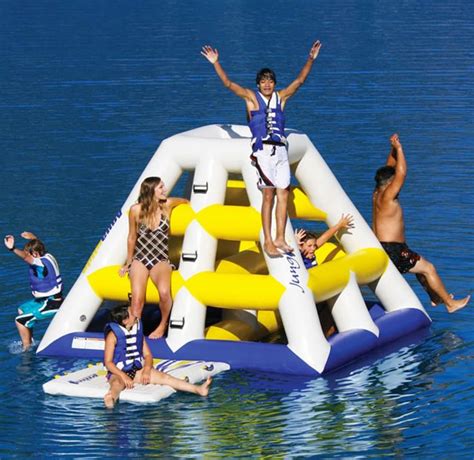 ridiculously awesome pool floats giant pool floats cool pool