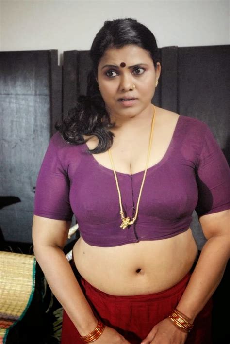 tamil desi mallu aunty blouse show  tamil  aunty blouse shows cinehub