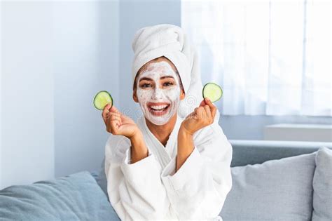 Natural Homemade Fresh Cucumber Facial Eye Pads Facial Masks Woman