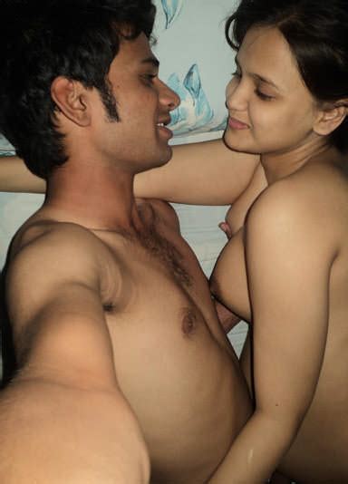 indian bhabhi kiss her hubby lund pictures