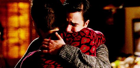Cry Hug Klaine Blaine Kurt