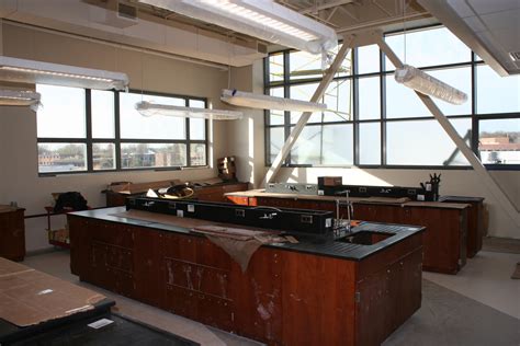 science labs classrooms  completion  globe