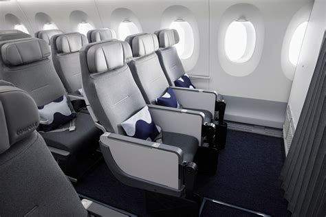 finnair economy upgraded  experiences   seat finnair