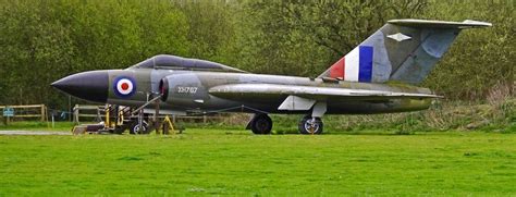 gloster javelin  history specification