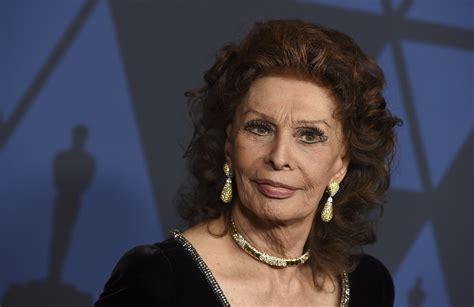 Netflix Un Film Avec Sophia Loren Dans Le Rôle D Une Survivante De La