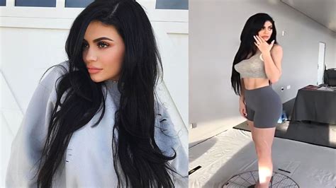kylie jenner flips out at fans over her new wax figure youtube