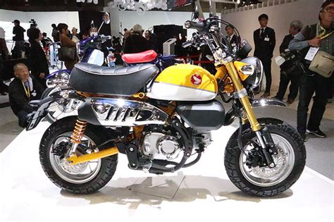 honda monkey  concept motorcycle joining grom