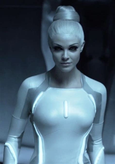 Serinda Swan Looks Back At Her Time On Smallville And Tron Legacy