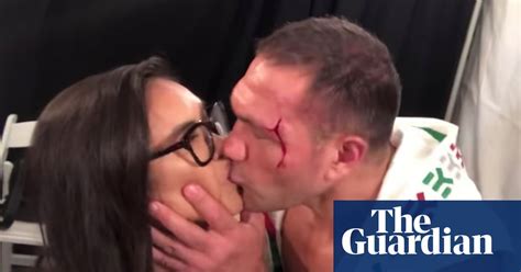 boxer kubrat pulev kisses female reporter on lips during interview