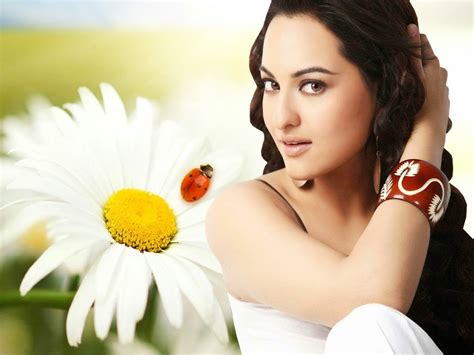 18 best of sonakshi sinha hot wallpapers latest photo hd pics