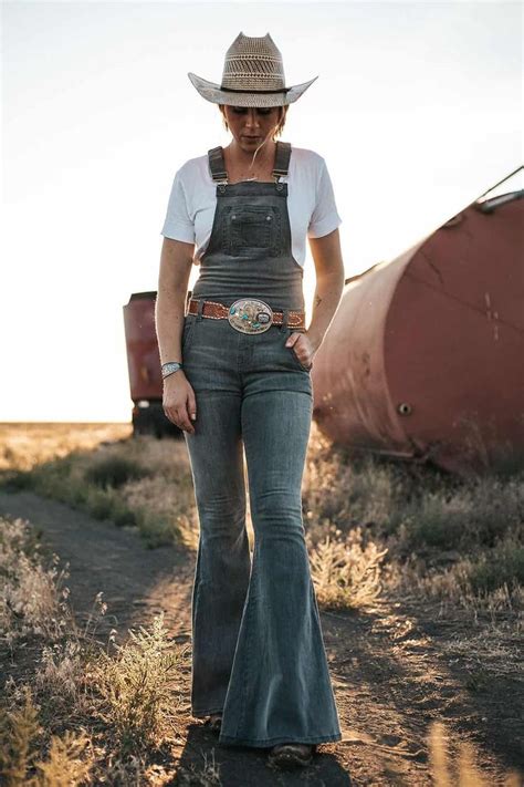 west desperado x rock and roll cowgirl cowgirl magazine cowgirl style