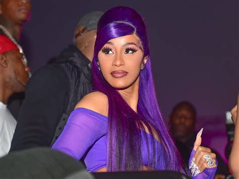 Cardi B Revealed Her Natural Hair And Says She S So Proud Of It