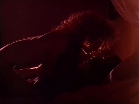 nude video celebs cassandra delaney nude hurricane smith 1992