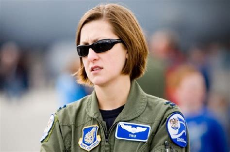 top   female fighter pilots    exploring usa