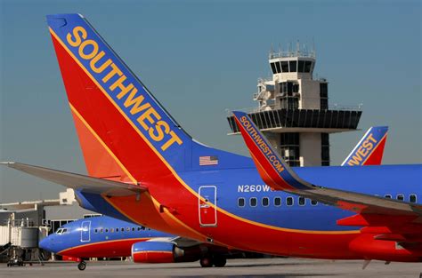 southwest airlines forced musician refusing  check  violin  leave flight