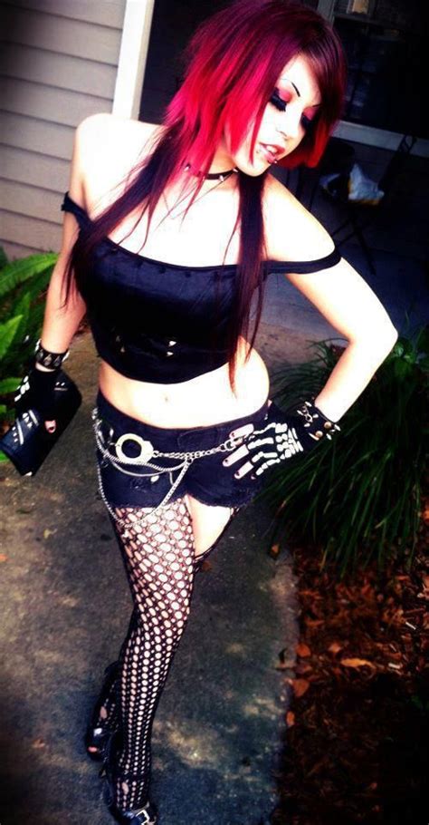 Pin By Veronica Goff On † Goth Punk Emo † Goth Outfits Goth