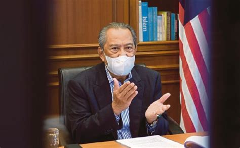 politik malaysia tak   terumbang ambing muhyiddin