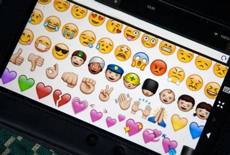 People Who Use Lots Of Emojis Are Having Way More Sex Than You Daily Star