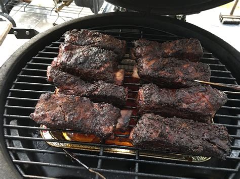 smoked beef short ribs on the big green egg grillgirl