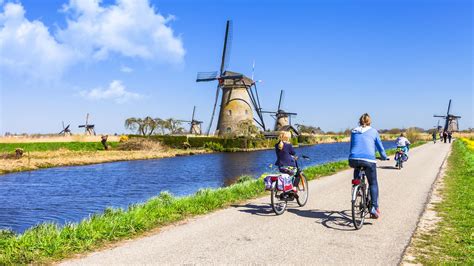 fietsvakantie nederland de mooiste fietsreizen  nederland anwb