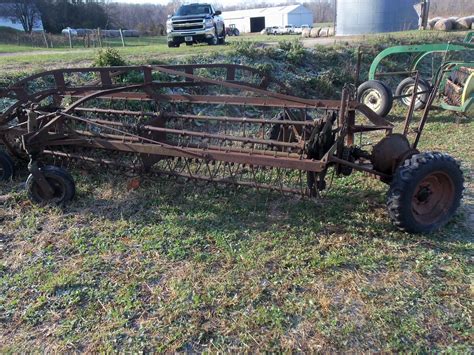 idea side delivery hay rake farm equipment pinterest tractor